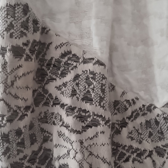 Gimmick large off the shoulder top - Picture 4 of 5